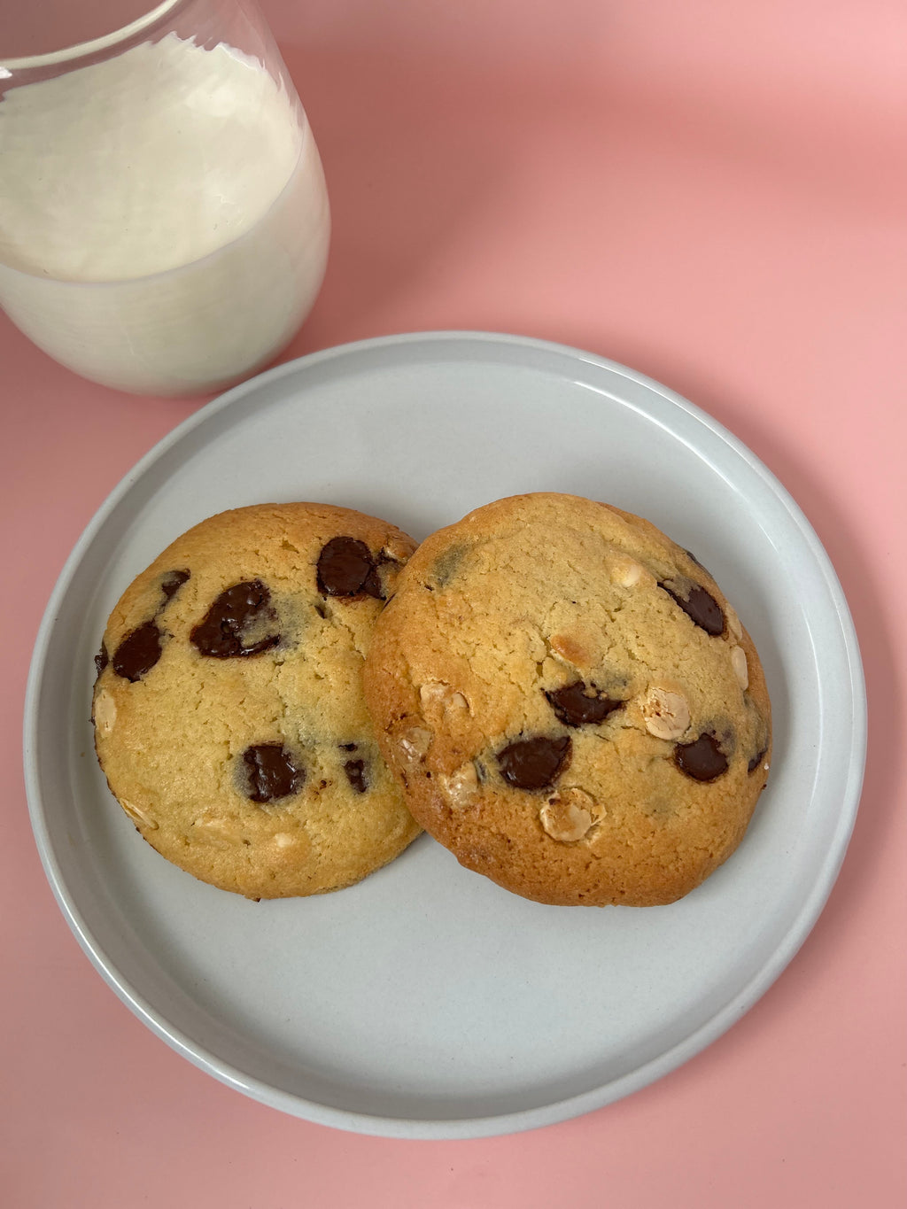 Chocolate chip cookies