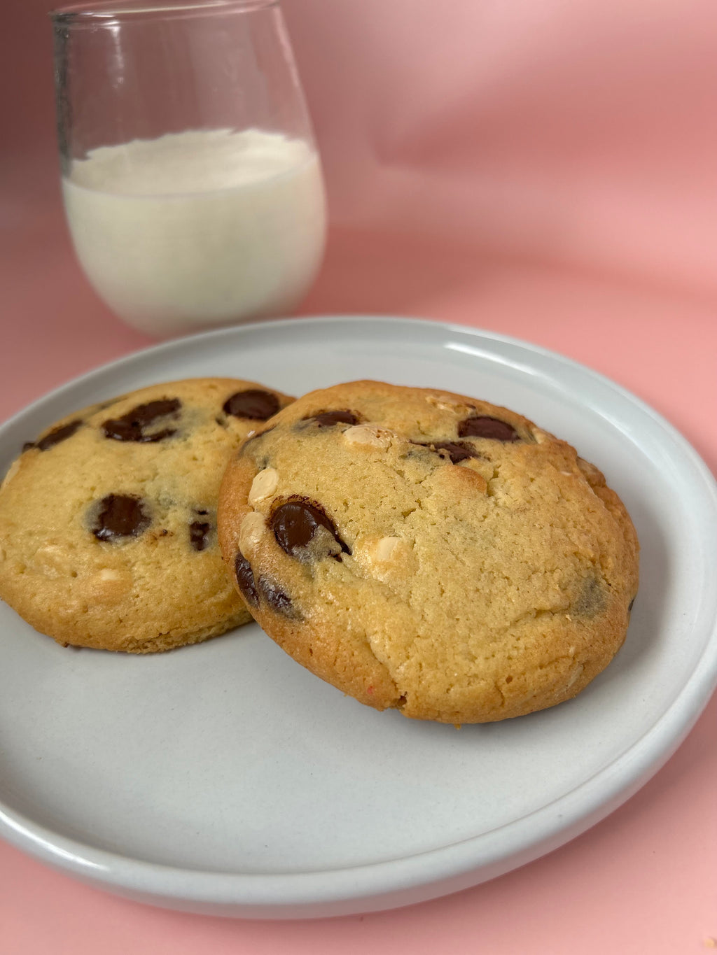 Chocolate chip cookies